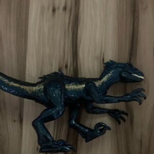 Jurassic World Fallen Kingdom Grab N' Growl Indoraptor 16" Figure Lights Sounds